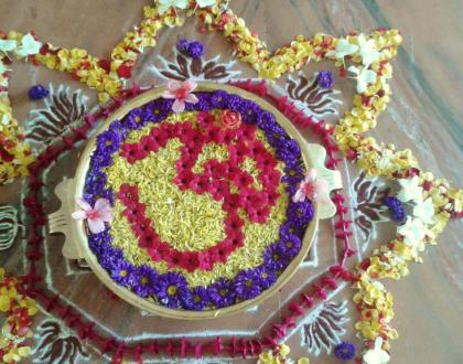 Rangoli: Urli flower decoration 